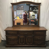 Vintage Broyhill Solid & Veneer Oak 9-Drawer Dresser