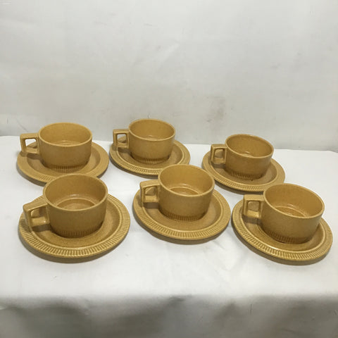 12pc Vintage Pfaltzgraff Yellow Ceramic Coffee Mugs & Saucers