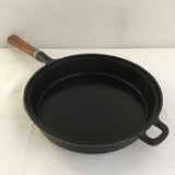 Vintage Taiwan Cast Iron 10in Skillet