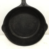 Vintage #8 Cast Iron Chicken Fryer