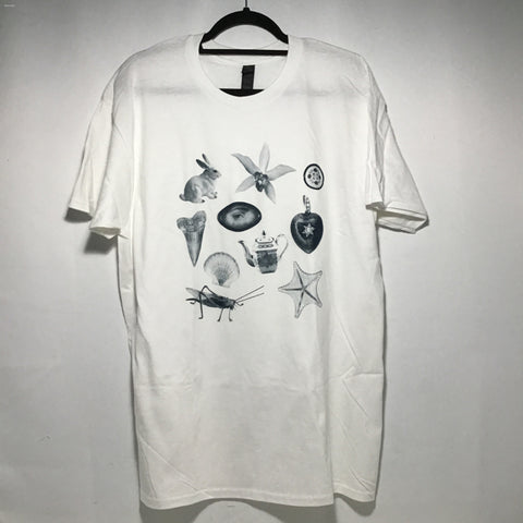 Quickdraw Studio "Trinkets" Large Screen Printed T-Shirt