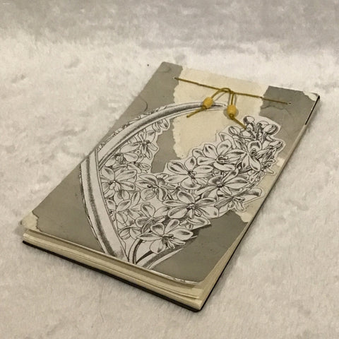 Twin Cat Gray & White Botanical Print 50-Page Notepad