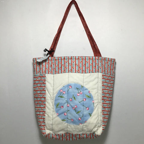 Adriana Cárdenas B. Handmade "Cerezas y Flores" Quilted Bag
