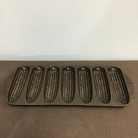 Vintage Griswold Cast Iron Corn Loaf Baking Tray